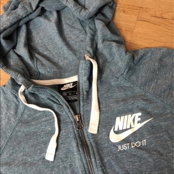 Nike Hoodie - Picture 2 of 3